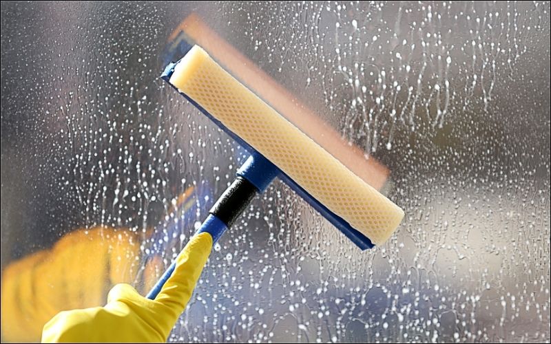 Sử dụng gạt nước