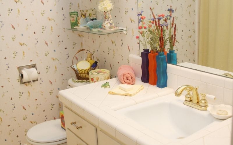 dùng giấy dàn tường trang trí