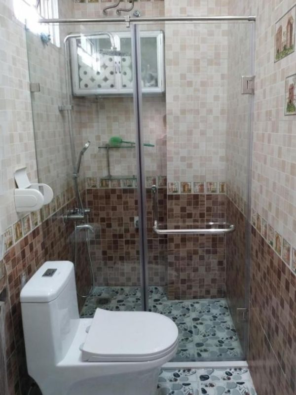 phòng tắm nhỏ