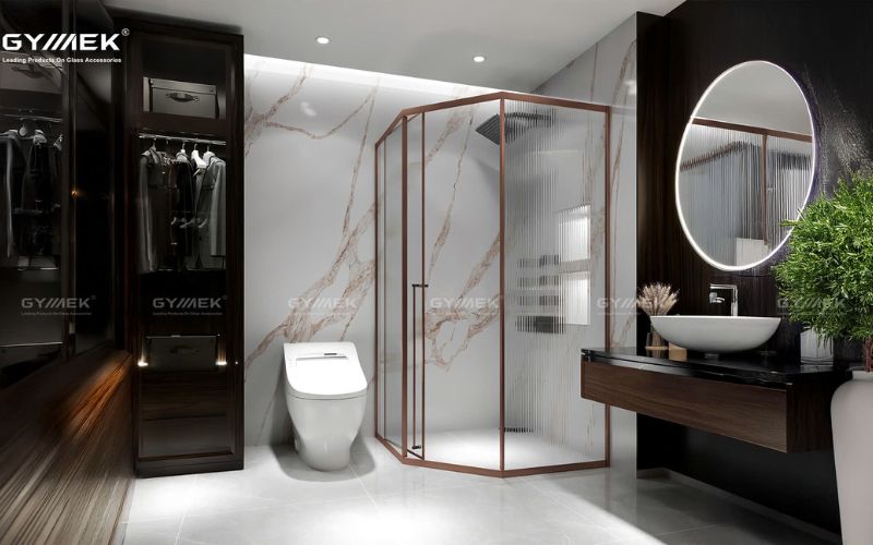 lựa chọn phòng tắm kính