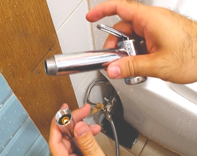Lỗi khi sử dụng vòi xịt nhà vệ sinh