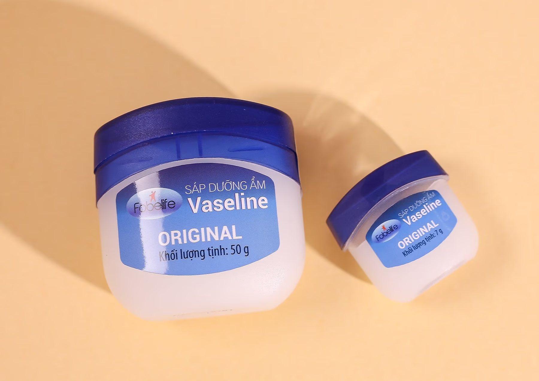 gương phòng tắm bị trầy xước